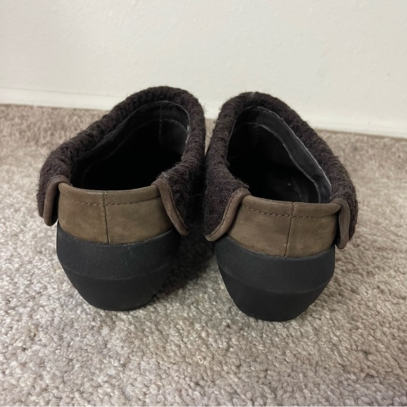 Merrell Womens Luxe Knit Bitter Chocolate Studded Leather Slip-On Shoe Clog - Picture 9 of 10